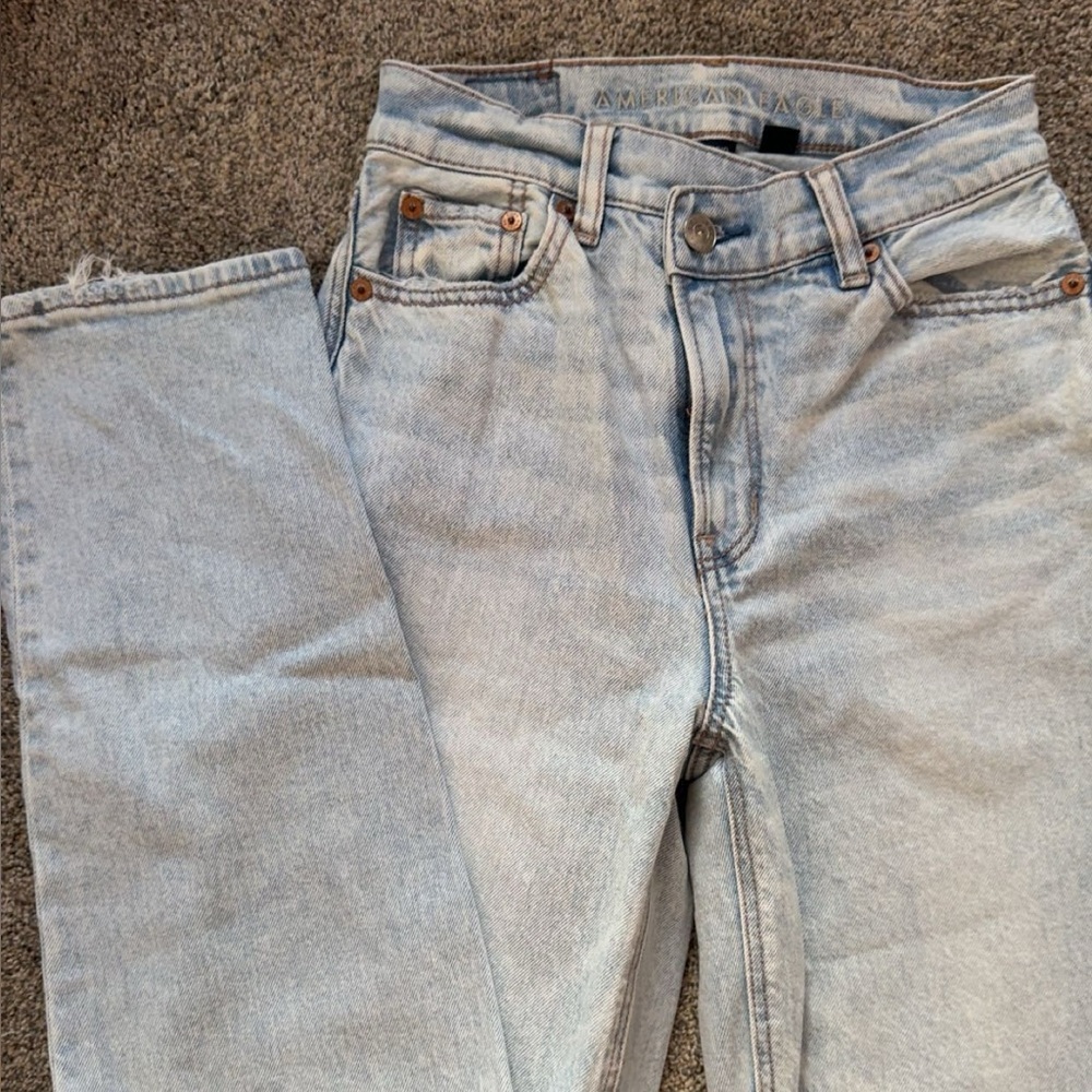 American Eagle Outfitters Light Blue Denim Jeans
